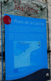 Plaque de la Route du Patrimoine Maritime à l'entrée du square Rivet