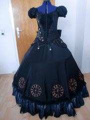 Cinderella, Steampunk, Ballkleid, Zahnräder, dark twist, fairy tale, Märchen, Halloween, cosplay, Kostüm, Ball