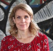 Author Danielle Thorne