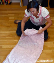 envolver objetos fragiles con sabanas - www.AorganiZarte.com
