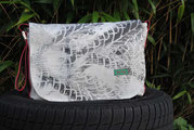 Recyclingtasche, Airbag, Umhängetasche, Reifenspuren