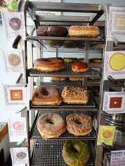 ドーナッツ・プラント本店のドーナッツは種類も豊富