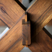 X-Tischgestell Eiche mit Holzkeil