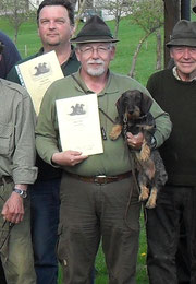Stolzer Hundeführer