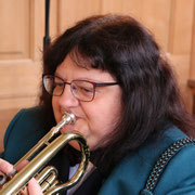  Es Horn, Miriam Hirschi