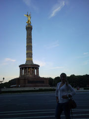 Vor der Siegessäule