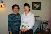 カンボジア保健省事務次官H.E. Ouk Monna女史と