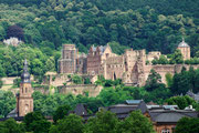 Die Stadt Heidelberg ist die Stadt zu Hochzeiten und Events an Rhein und Neckar - Bild: © Marco Maccarini – iStockphoto.com