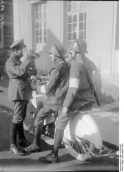 Bundesarchiv Bild 102-00197 (Preparation for the putsch); Roller