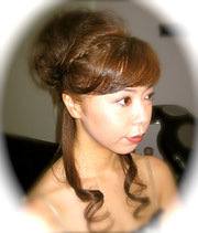 どんなヘアスタイルにしようかな?!