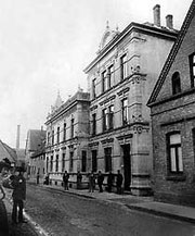 Hotel Barkey an der Kökerstraße, heute Bäckerei Birkholz und Goldschmiede Haines.