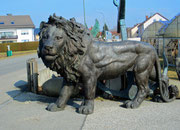 Mega Löwe aus Bronze - Yin & Yang Asiatika - Klaus Dellefant