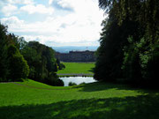 Blick zum Schloss Wilhelmshöhe und im Hintergrund die Stadt Kassel