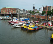 Der kleine Bootshafen u.a. auch für Ausflugsboote für Hafenrundfahrten