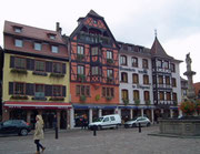 Die schöne Häuserzeile beim «Place du marché» 