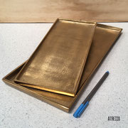 BANDEJAS METAL ORO / ARRIENDO: $4.000 Y $5.000 / GARANTÍA: $20.000 Y $30.000