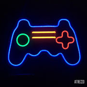 CARTEL LED JOYSTICK (BASE ACRILICO TRANSPARENTE) / MEDIDAS: 40 X 28 CMS / 1 UNIDAD/  ARRIENDO: $14.000 / GARANTIA: $40.000