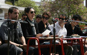 NUESTROS CRONISTAS HACIENDO RADIO EN LA PLAZA