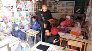 La distribution des fournitures commence