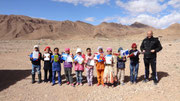 Photo de classe avec le matériel