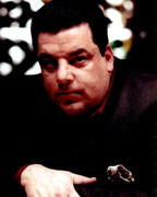 Steve Schirripa ...Bobby 'Bacala' Baccalieri (48 Folgen, 2000-2007)