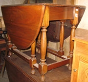 KT0184/ Gateleg Table ~1920, Eiche, H 75, L 55-153, B 107 cm, EUR 400,-