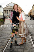 Oktoberfest 2013, Tag 1: Frühstück bei Tiffany, Mike Kraus mit Ehefrau Coco