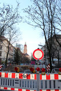 Niedstrasse mit Blick auf das Rathaus Friedenau. Foto: Helga Karl