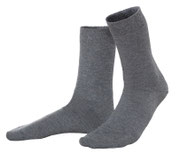 Sokken Nalpaka in 82% bio-katoen en 16% alpacawol met 2% elastaan, grijs melange, Living Crafts, beschikbaar in de maten 35-38, 39-42 en 43-46, prijs: 16,99 €