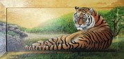 435. Tiger liegend 78 x 38 cm