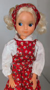 Gauntlet Fleur with painted lashes, outfit Basic Fleur
