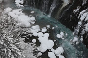 「厳冬の滝」(H23.2)