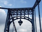 Kaiser Wilhelm Brücke - Wilhelmshafen/D, achsensymmetrische, zweiflügelige Straßendrehbrücke aus genietetem Stahlfachwerk, fertig 1907, 