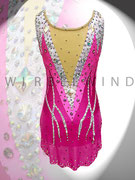 Süßes Kürkleid in Pinktönen mit viel Strass- und Annähsteinen/ Gr. 128 -134/ Rückenansicht