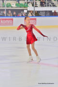 Kürkleid mit rot/schwarzem Farbverläufen