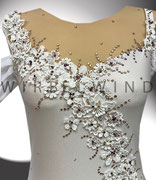 Kürkleid mit 3D Spitzenapplikation