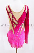 Kürkleid mit Farbverlauf und einseitigem Ärmel / Strass in farbe und AB / Gr. 140-146/ Rückenansicht