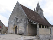 Antigny :  Église romane ( XIème siècle).