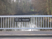 La Vendée vue du pont proche de l'aire de camping-car.