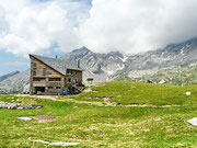 Capanna Quarnei 2108 m - Valle Malvaglia