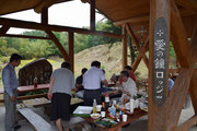 岡山県東部地区の十文字平和教会です。2015年6月某日の、岡山県東部地区の会議の昼食はこちらでバーベキュー。素晴らしいロケーションにびっくり。歓迎会をしてくださった。