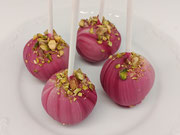Himbeer Pistazien Cake Pops