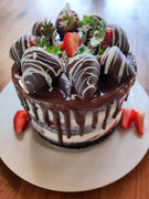 Erdbeer Schoko Torte mit weißer Mousse au Chocolat