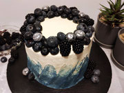 Schoko-Blaubeer Torte mit Marzipancreme