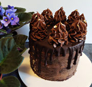Schoko-Kaffee Torte mit Sauerkirschen