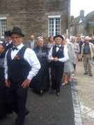 Procession des danseurs normands