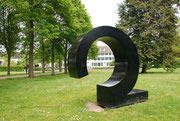 Peter Brünung-Skulptur vor dem Herrenhaus Cromford