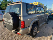 Nissan Patrol 2003 Diesel 7 Places 120 000 km Toutes options: clim...