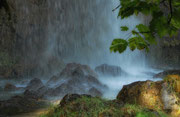 Wasserfall am Plitvicer See in Kroatien