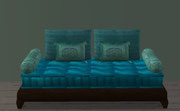 Canapé et coussins turquoise